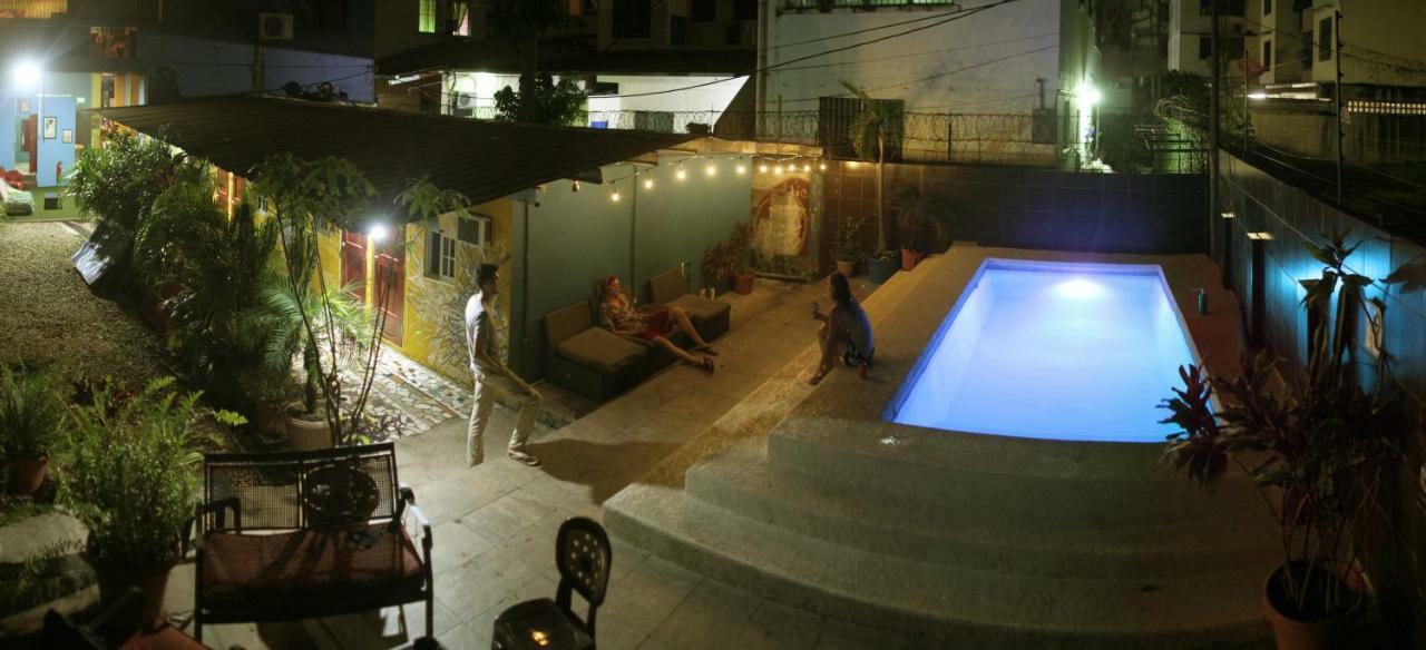 Mamallena Panama City